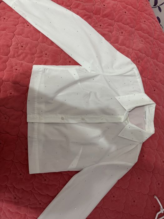 Укороченная рубашка со стразами