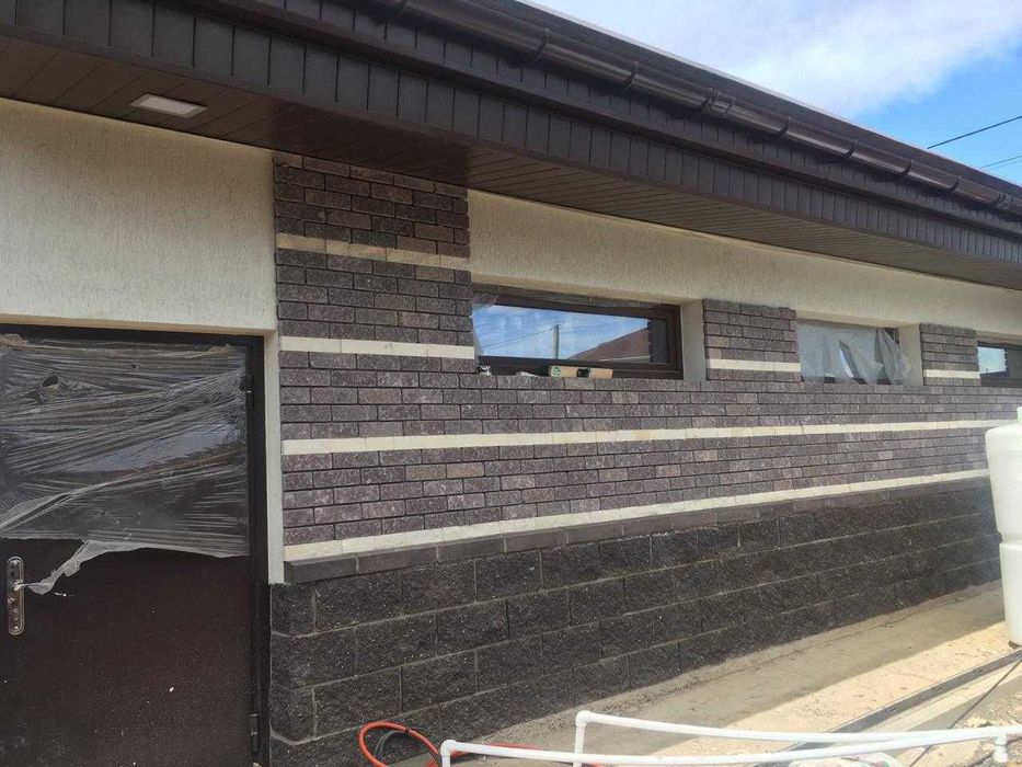 Облицовка дома натуральным камнем