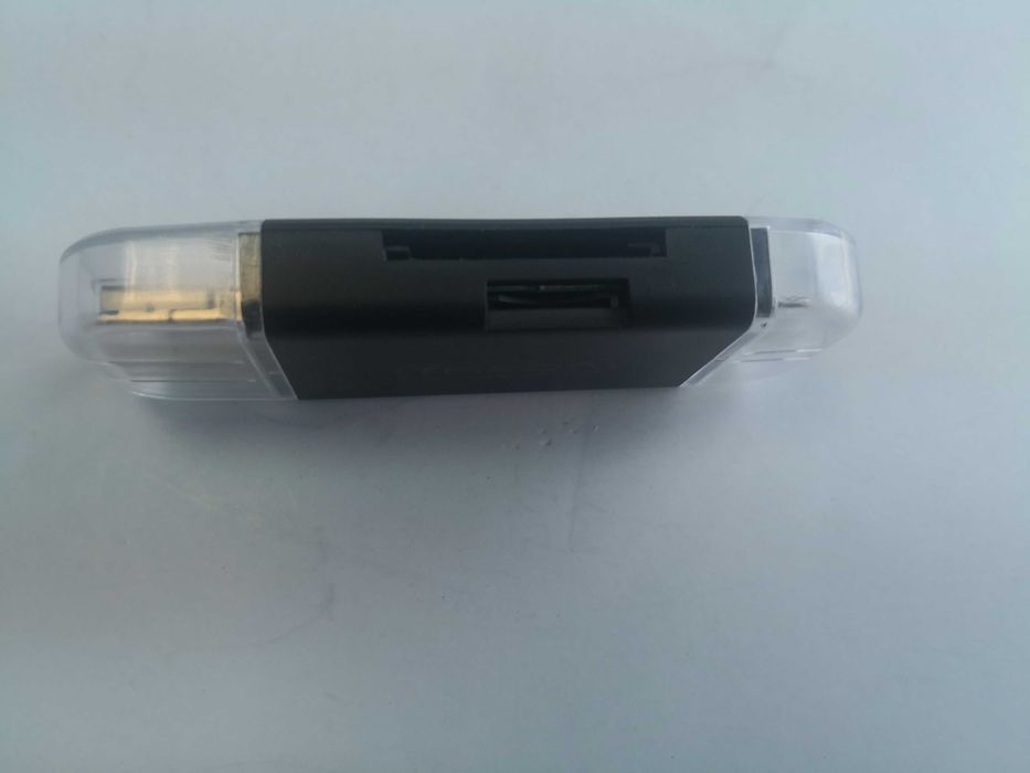 Cititor de card OTG 6-in-1 cu usb 3.0 - tip c - card sd