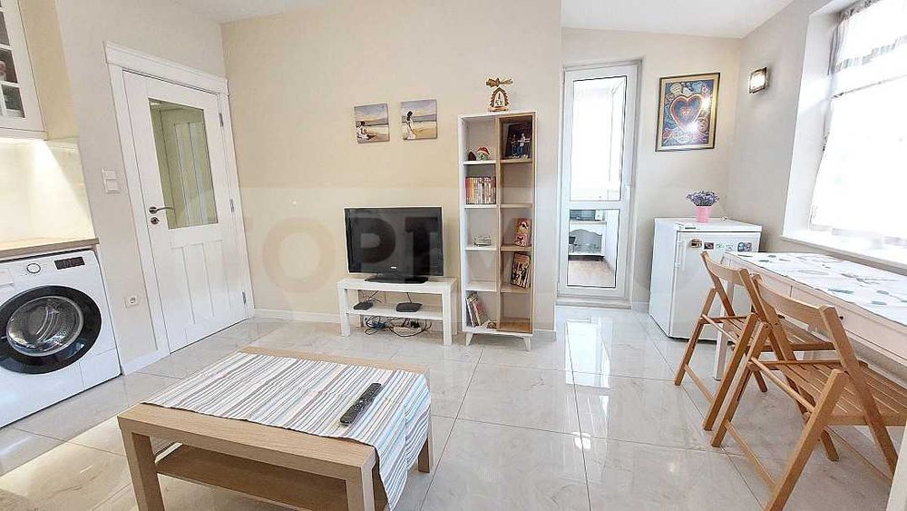 Двустаен апартамент под наем в района на Лятно кино Тракия