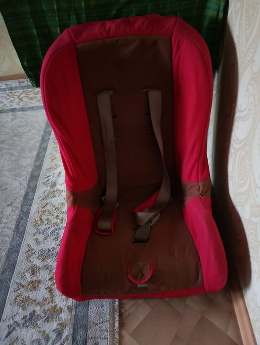 Продам детскую автокресло