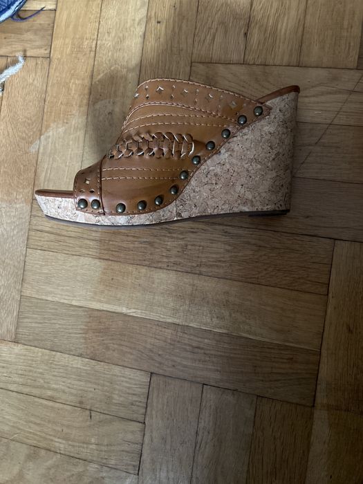 Дамски чехли