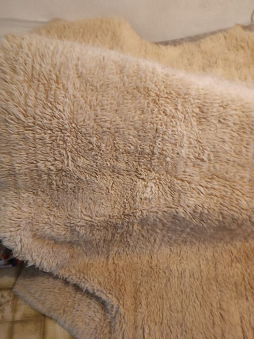 Китеници  размер2.30на 1.80.