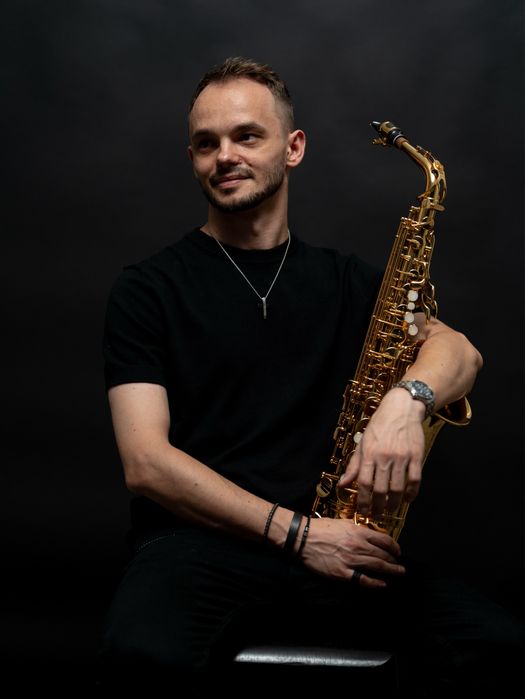 Servicii muzicale Saxofonist / Saxophonist
