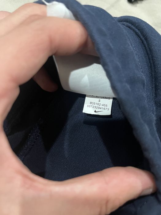 Nike tech fleece old season