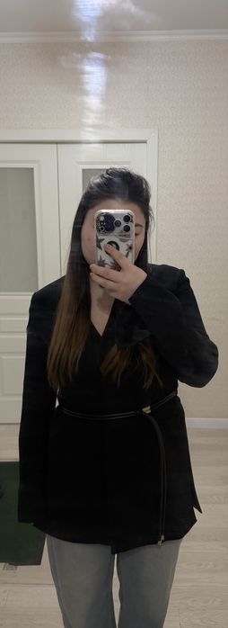 Пиджак ZARA черная женская