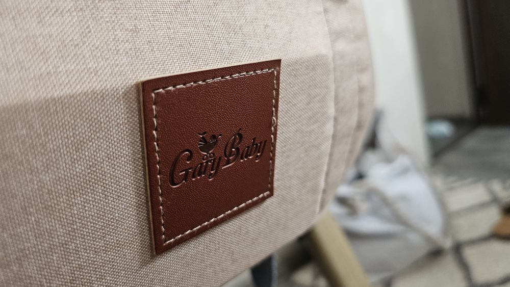 Бебешка кошара next to me Gary baby