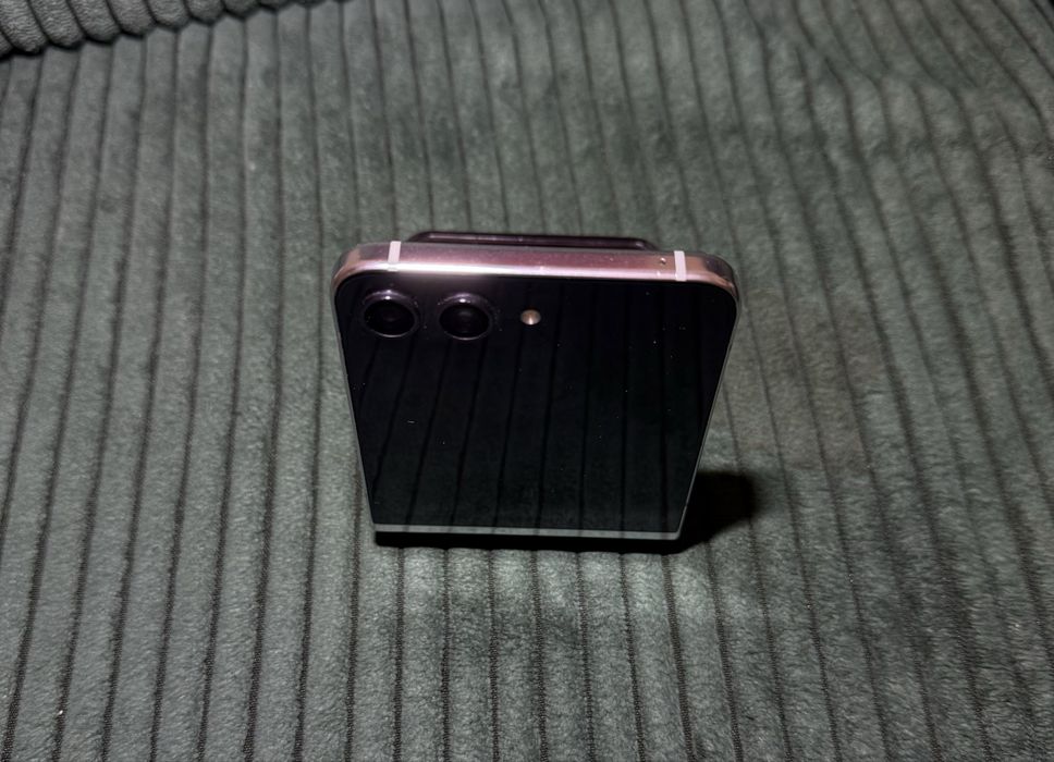 Samsung Z Flip 5 256gb