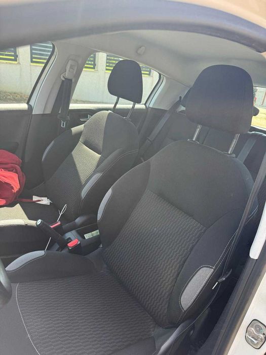 PEUGEOT 208 2016 — imagine 11