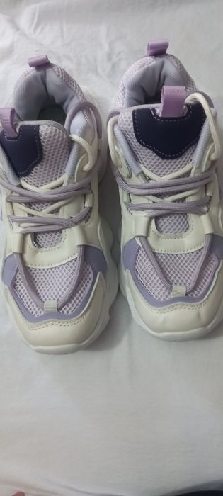 Adidas de dama sun folosit