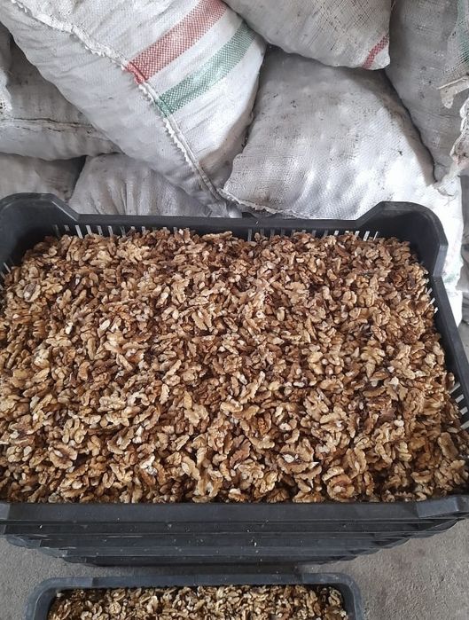 Vând miez de nucâ în diferite cantități!