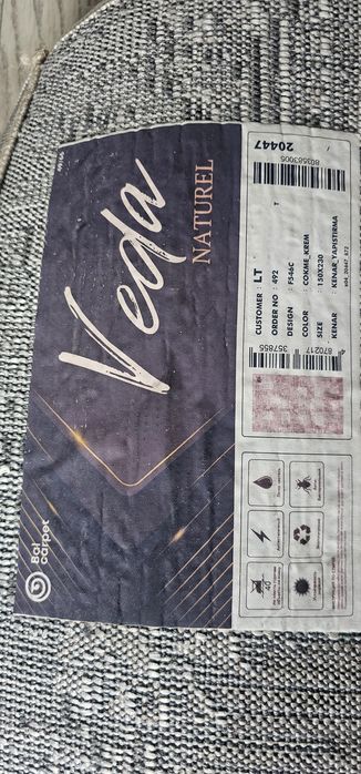 Продам ковёр на пол