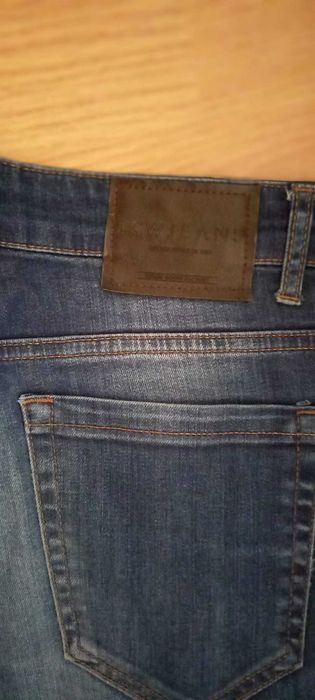 Pantalonii blugi bărbați noi M/48
