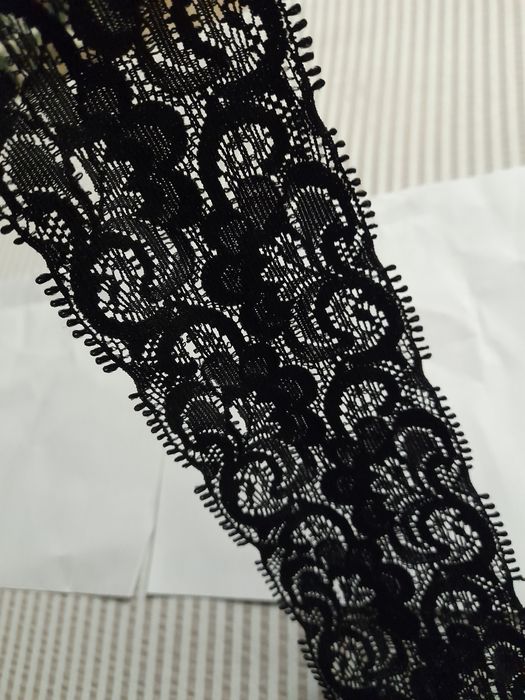 Dantela elastica neagra