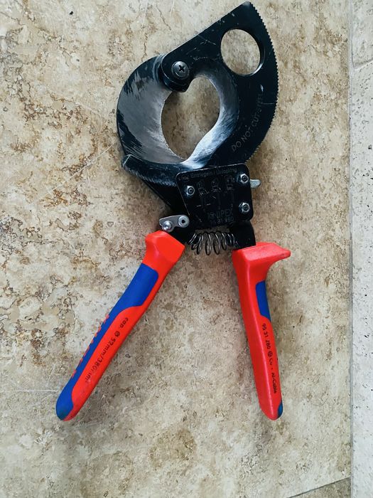 Knipex cleste de taiat cabluri electrice