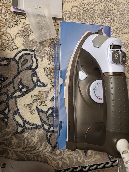 Arshia dazmol sotiladi