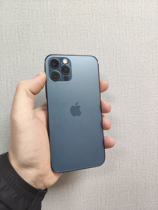 Продам iPhone 12pro