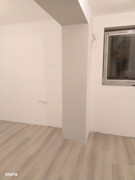 Casă renovată în 2020, teren 1.354 mp – Ghindeni, Dolj