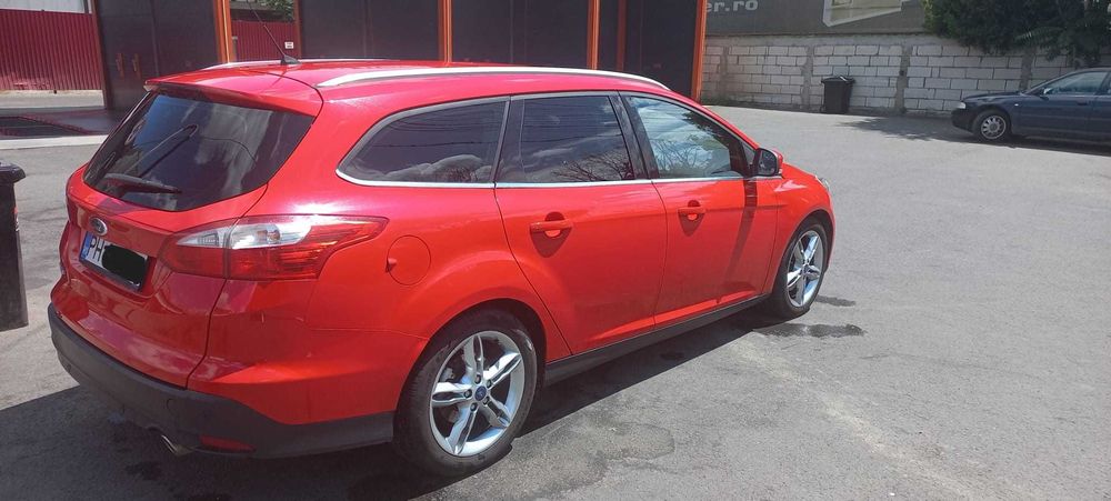 ford focus mk 3 titanium