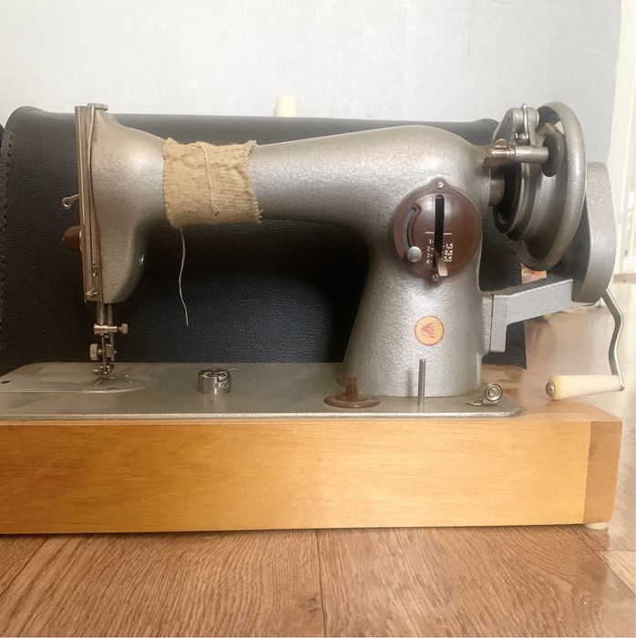 Швейная машинка