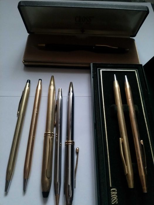 Opt pixuri marca Cross, diverse modele