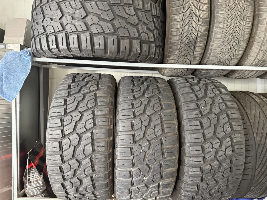 Гуми RT 33x12.x20