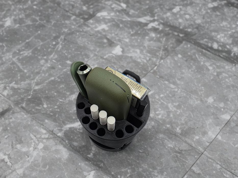 Suport Auto IQOS – Funcționalitate & Stil, direct în suportul de pahar