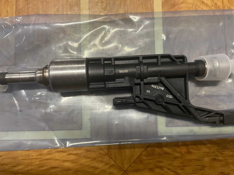 Нови бензинови дюзи Bosch за BMW