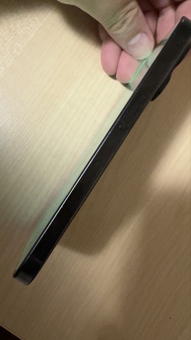 Iphone 15 pro  256Gb baterie 95% pentru piese