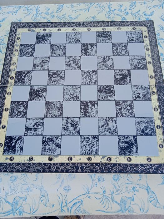 Шахматы сувенирные.