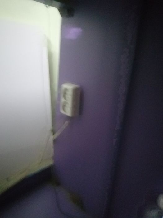 Стол компьютерный.