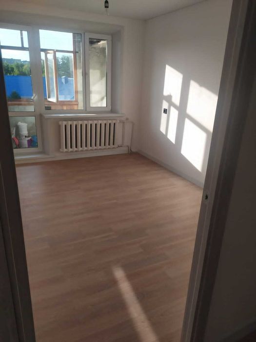 продам 2 ком квартиру в центре