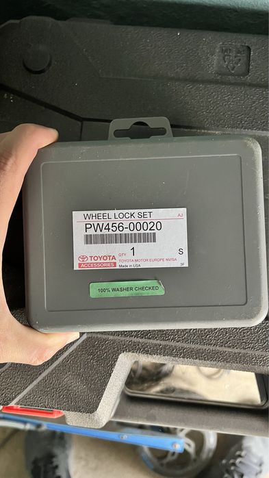 Продам секретки на тойоту