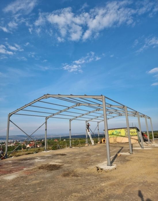 Vand hale metalice pe structuri metalice pe bază de surub(demontabile)