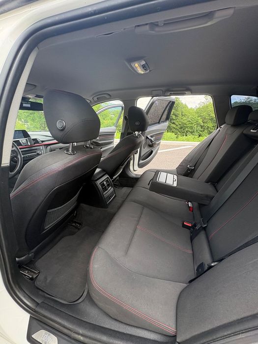 BMW Seria 3 BMW Seria 3 318d xdrive 2.0 Diesel