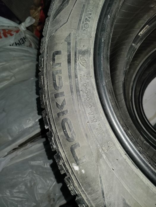 Продам шины Nokian