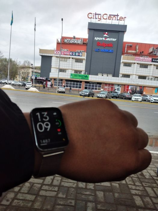 Продам  xiaomi mi band 8pro