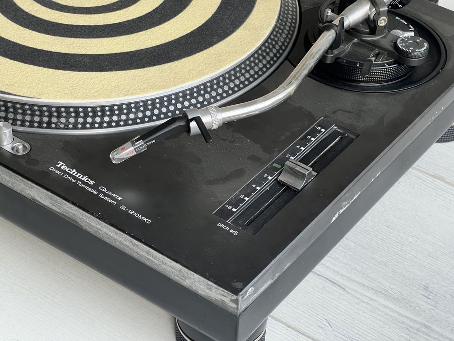 Pick-up Technics SL 1210 MK2