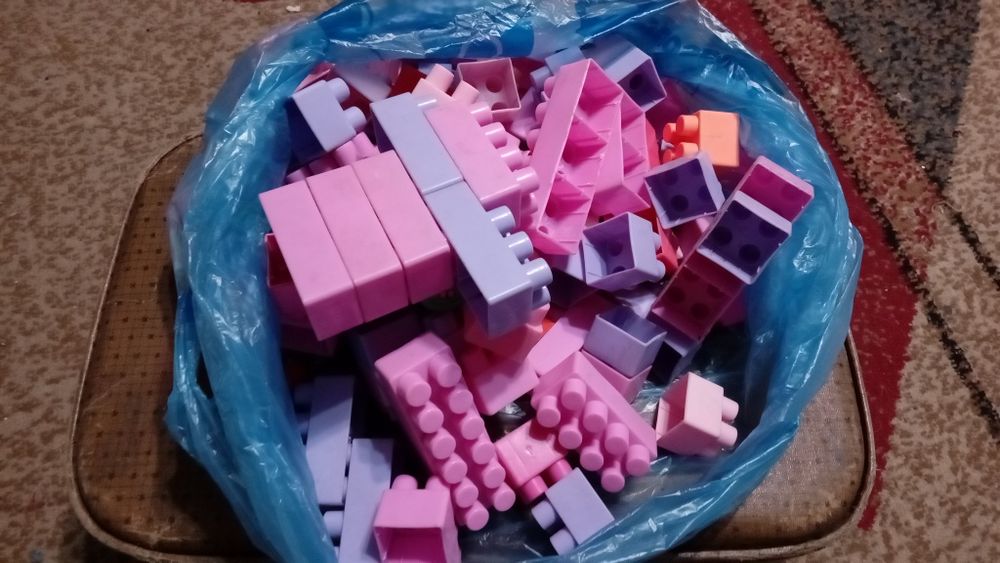 Продам детские игрушки