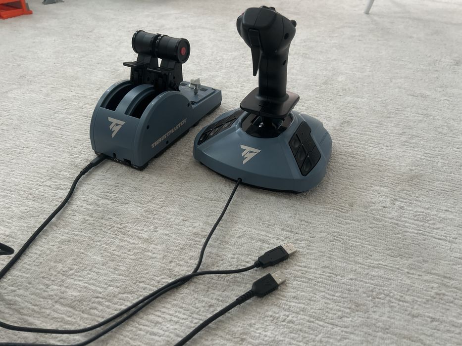 Игровой контроллер Thrustmaster TCA Officer Pack Airbus Edition