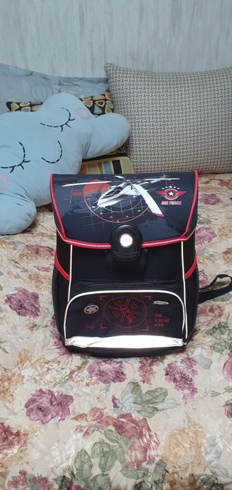 Школьный рюкзак для мальчиков