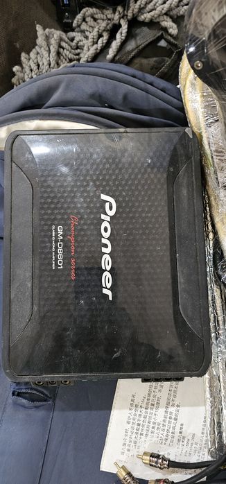 Усилитель Pioneer GM D8601 GM D8604