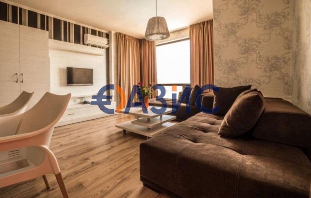 Продава се Двустаен апартамент в Свети Влас - 111 кв.м за 1442 €/кв.м - Снимка #2