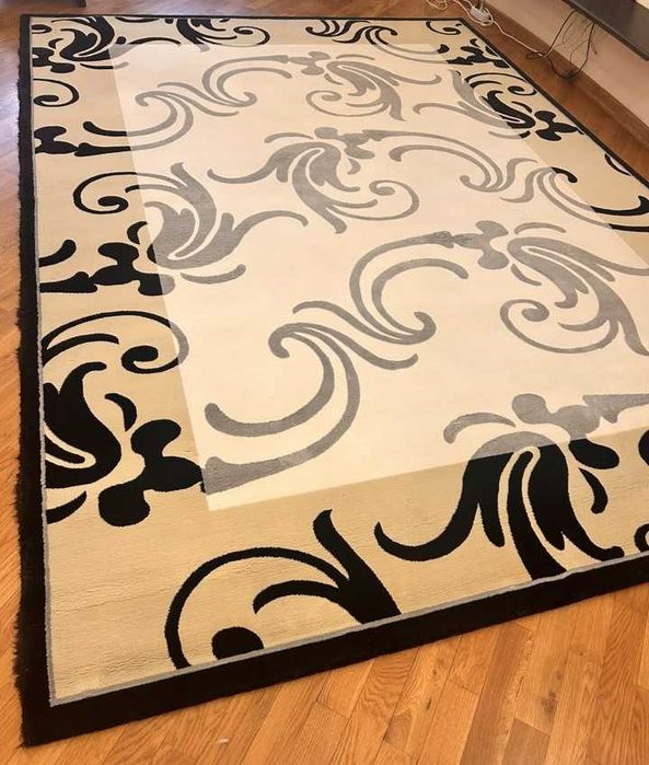 Ковер для гостиной 250*350.