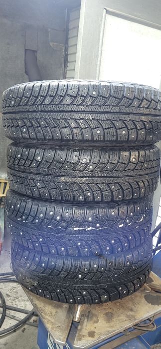 Продам зимние шины R14