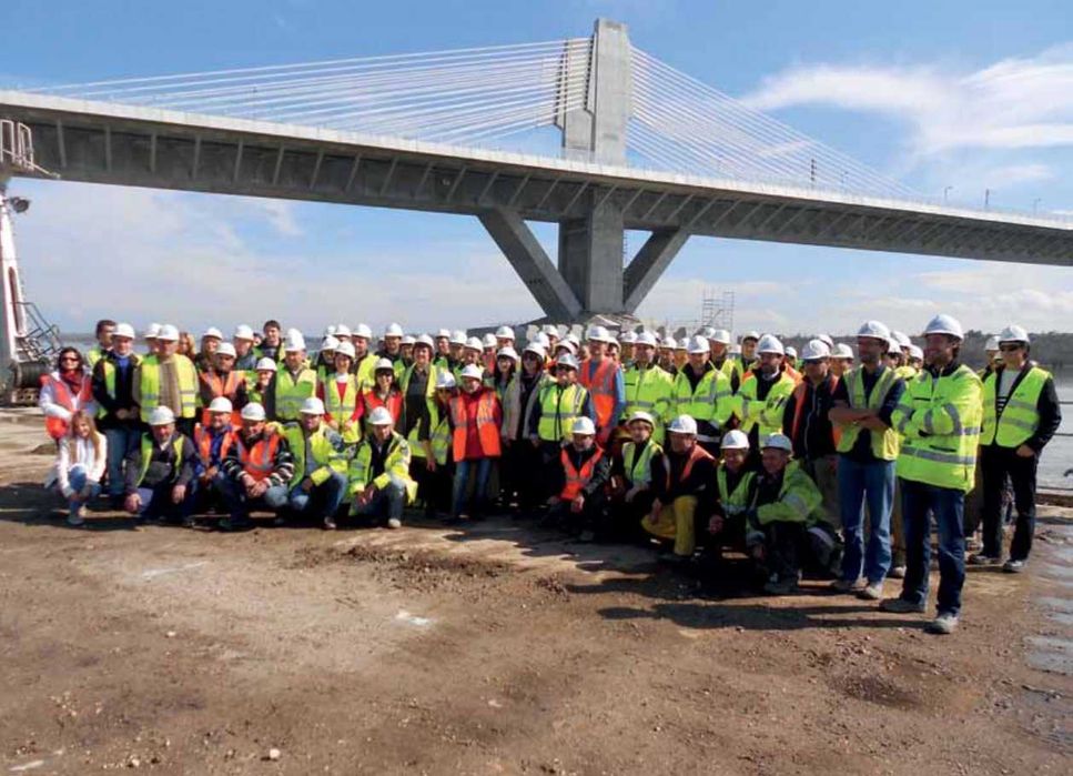 Книга албум Дунав мост Видин-Калафат