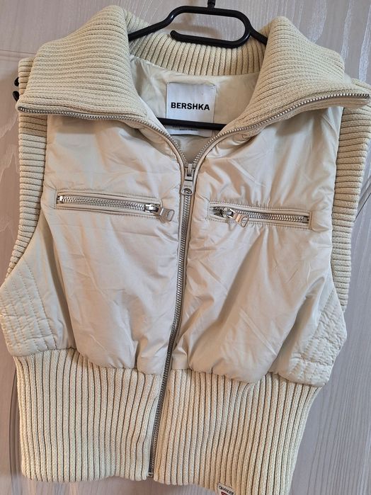 Къс елек Bershka