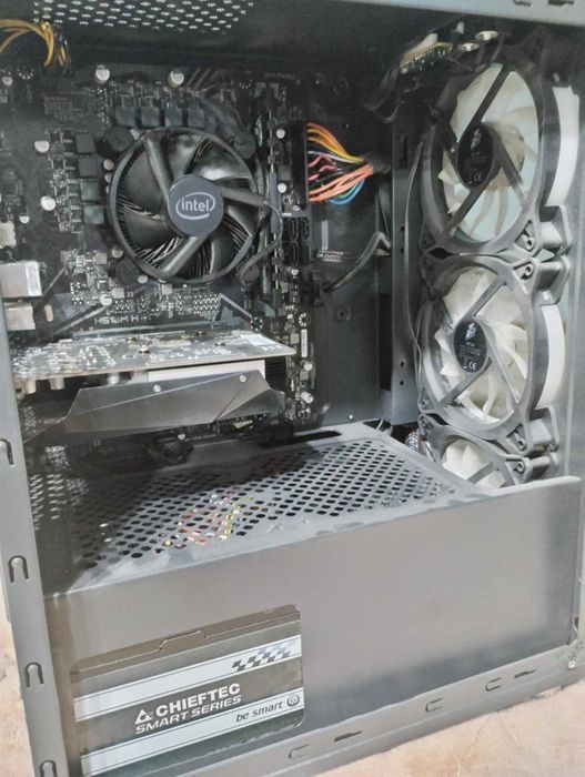 Gaming PC (Nvidia GTX 1650; Intel Core-i5 11400F; 16GB RAM; 1TB)