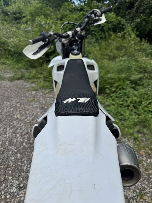 Ендуро Мотор Husqvarna te300