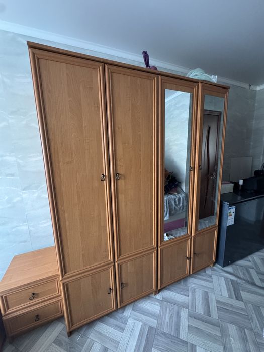 Спальный гарнитур